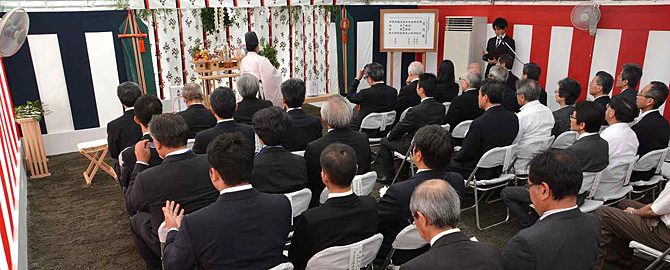 （仮称）松前記念講堂の地鎮祭を行いました