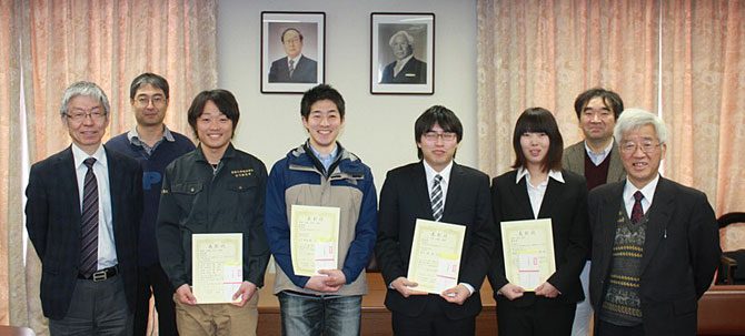 富士山麓A＆Sフェアのポスター発表優秀賞受賞者を表彰しました