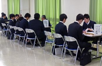 学内合同企業説明会を開催しました