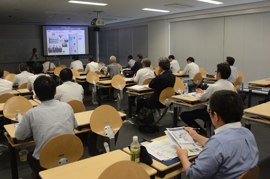 産学連携フェア６_341.jpg
