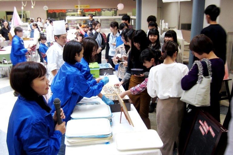 Iコミュ試食会1_525.jpg