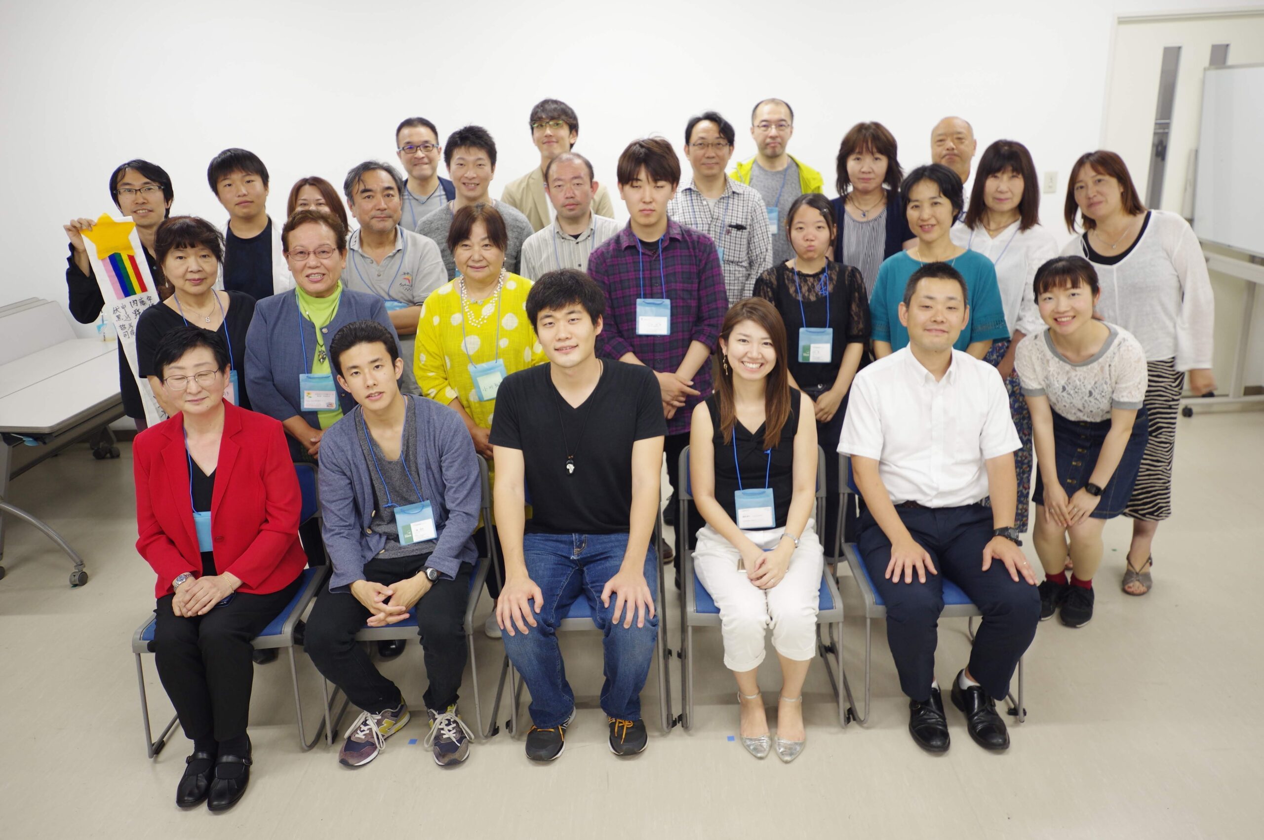 100nin kaigi4.JPG