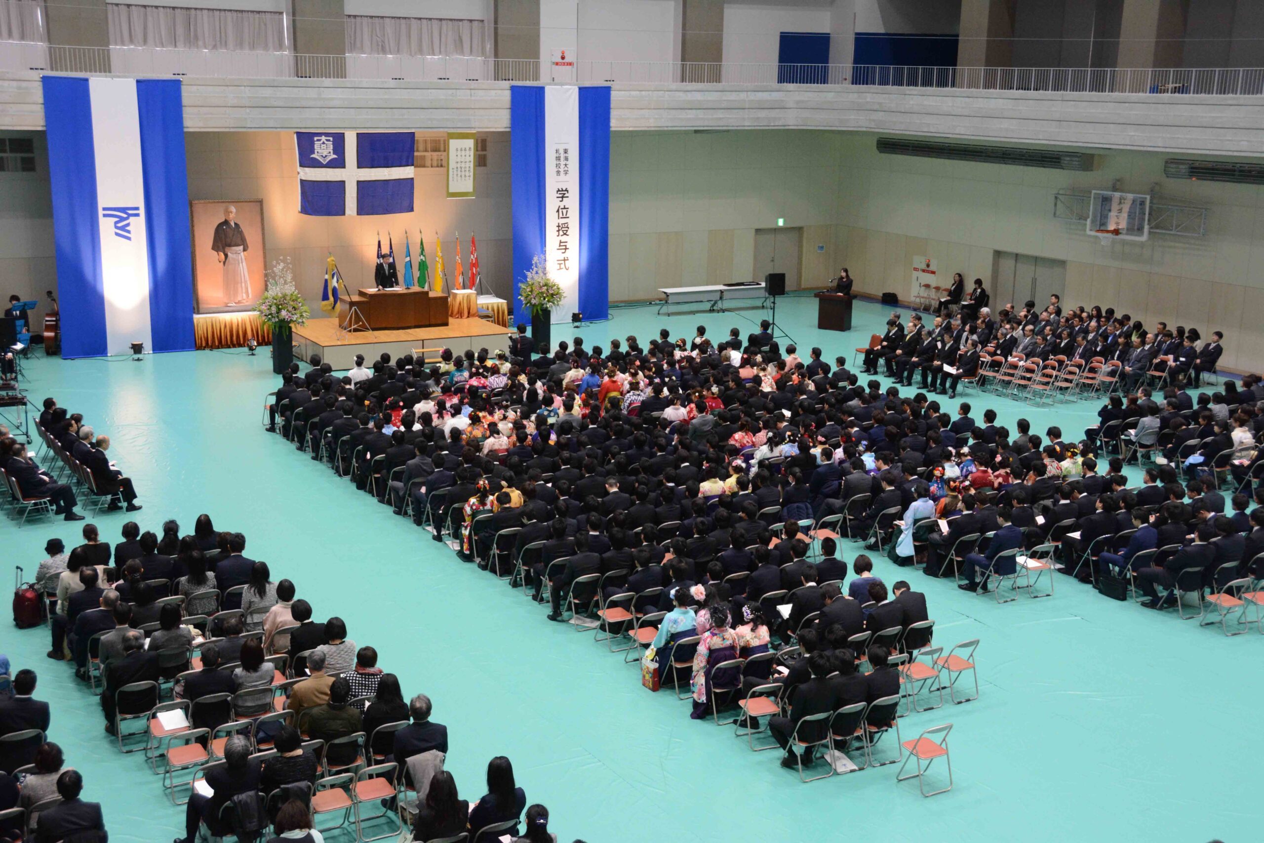 秋学期学位授与式1.JPG