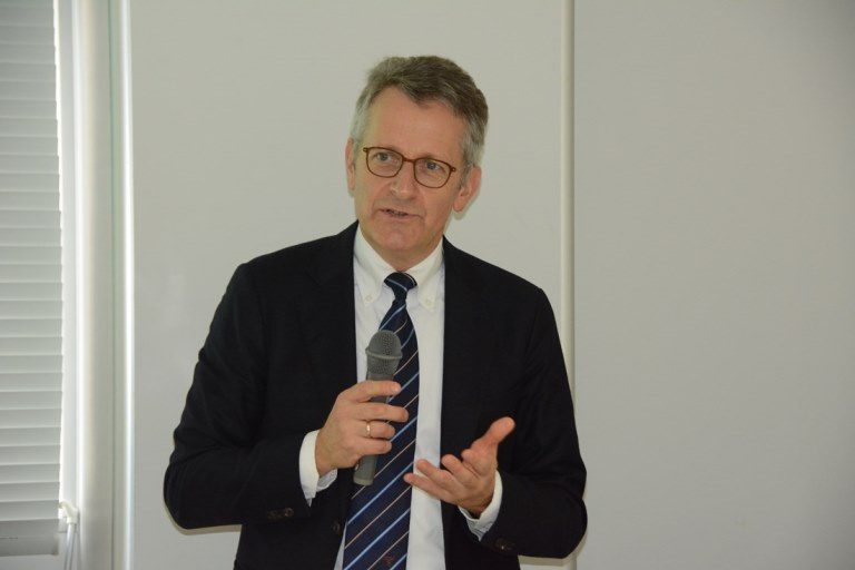 国際シンポジウム3_525.jpg