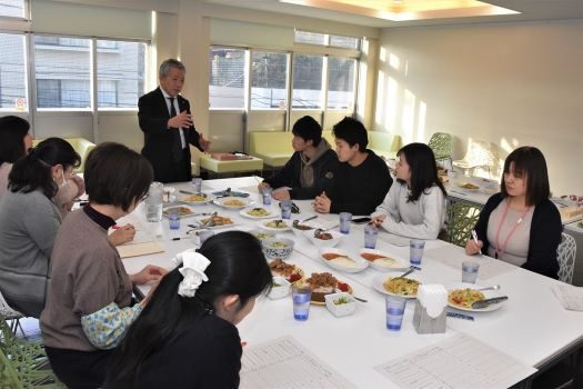 代々木学食試食会525.JPG