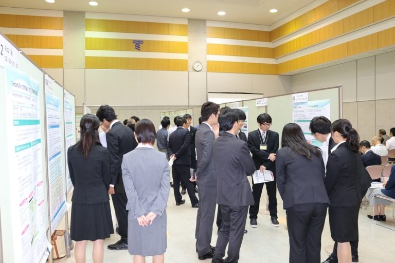 研究交流会(5)_525.jpg