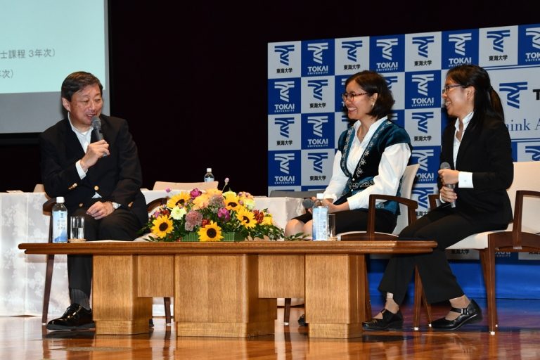 神奈川県後援会_座談会2_525.jpg