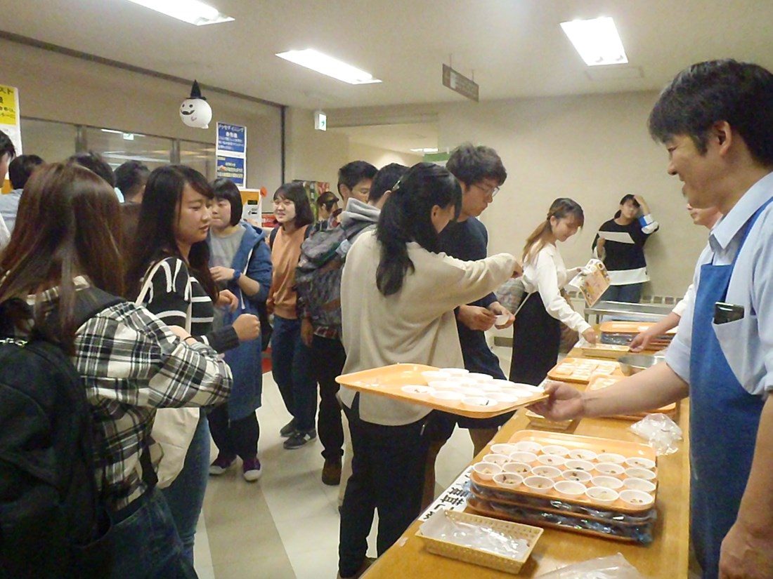 札幌学食試食会 (3).jpg