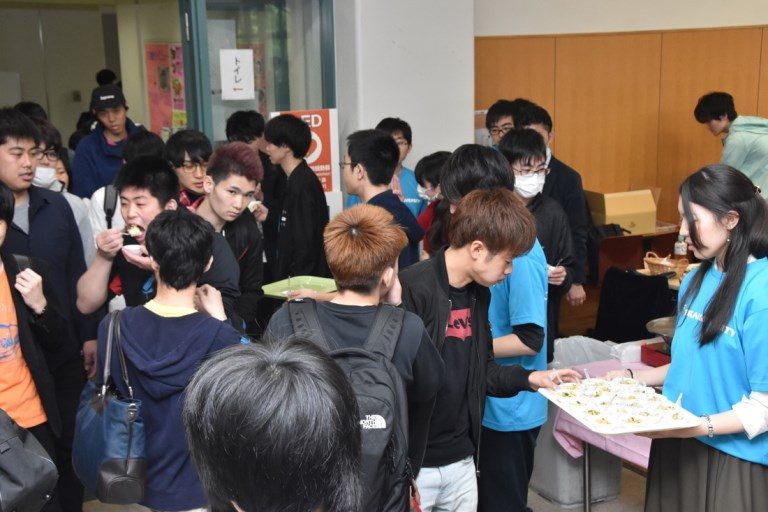 高輪学食試食会 (2)_525.jpg