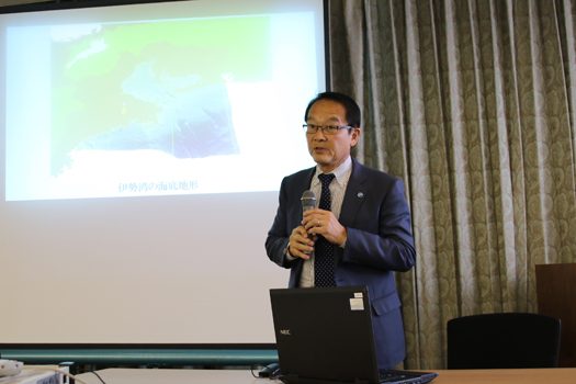 堀田参事_525.jpg