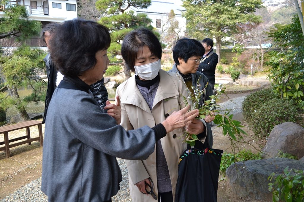 湘南hp報「床の間を飾ろう」 (2).jpg