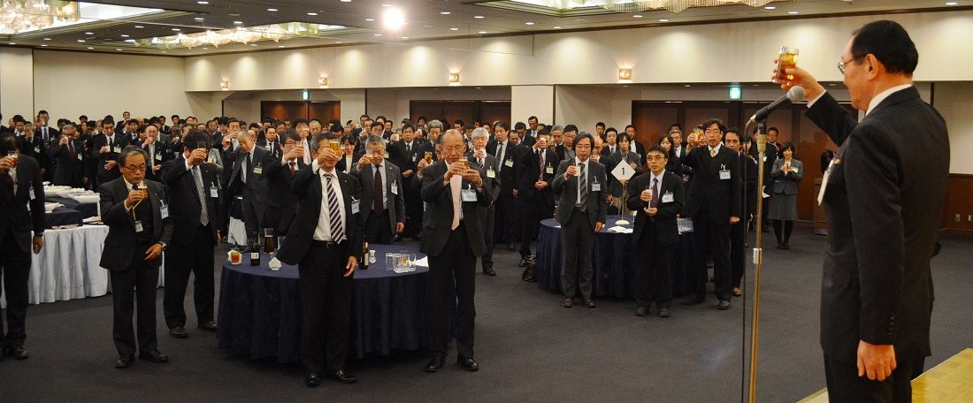 2015年度東海大学北海道地区企業懇談会04_トリミング.jpg