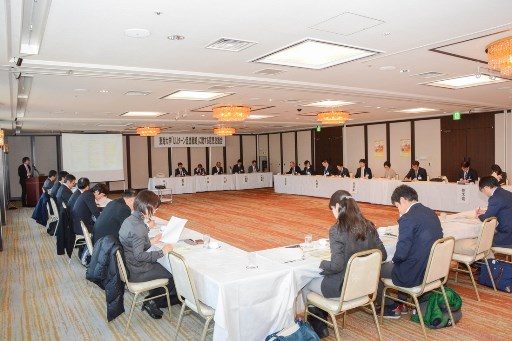 UIJターン促進戦略に関する意見交換会 (1)_341.jpg