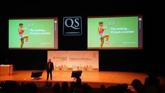 QS Apple (2)341.jpg
