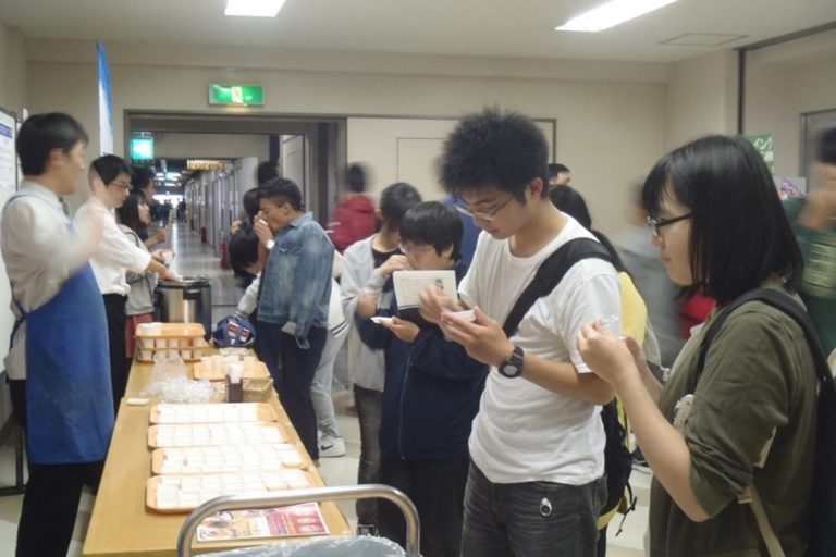 札幌学食試食会②-1_525.jpg