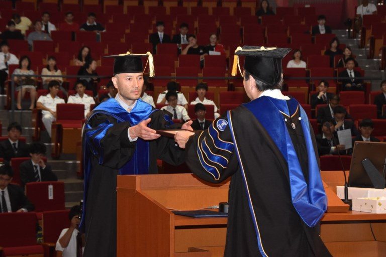 秋学期学位授与式 (2)_525.jpg