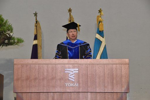 湘南入学式_松前理事長_341.jpg