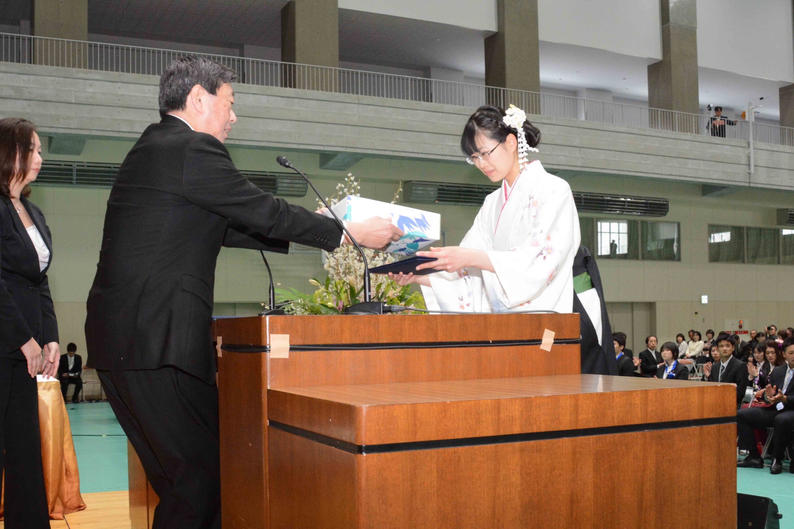 秋学期学位授与式3.JPG