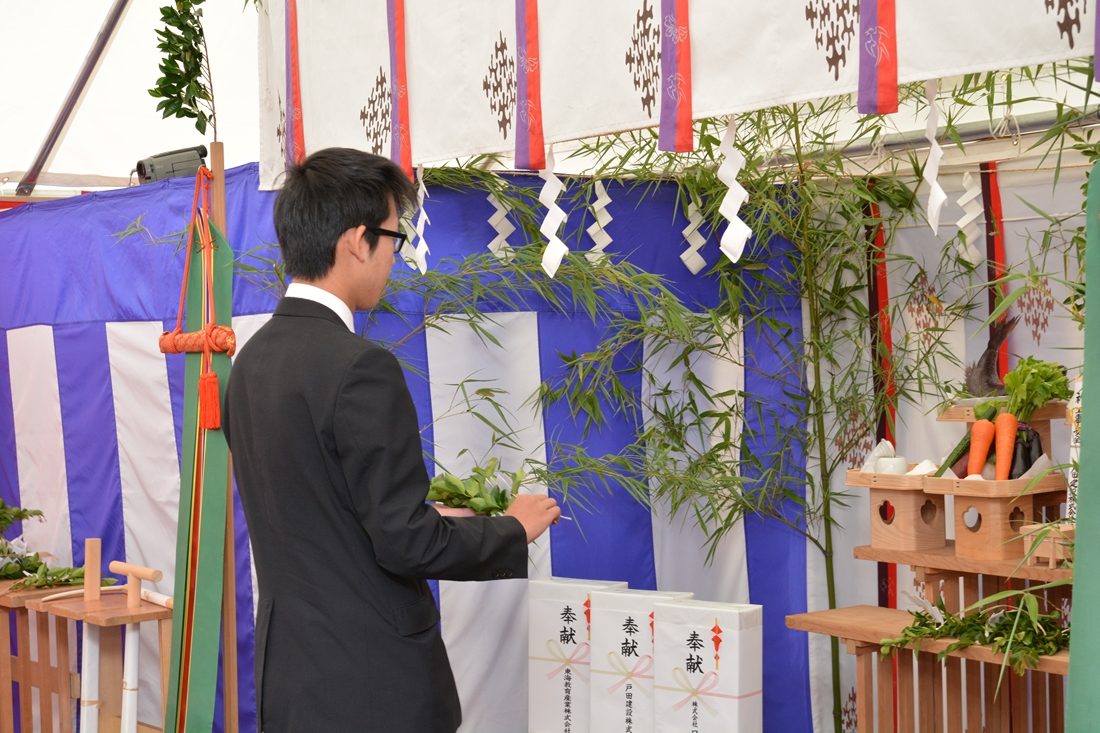 湘ｈｐ報＆FB「19号館地鎮祭」02.jpg