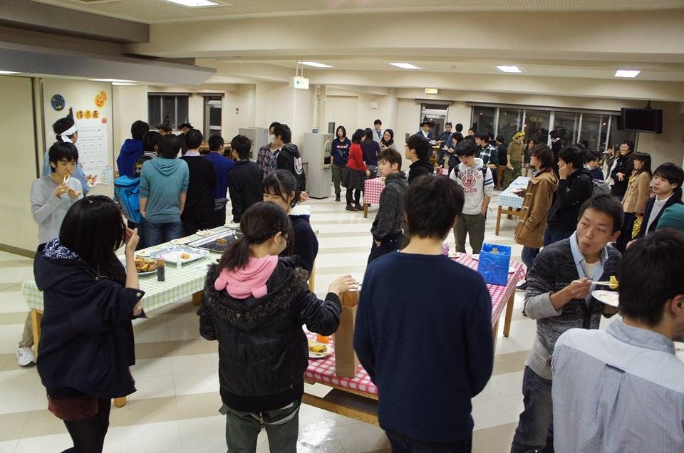 札幌キャンパスでハロウィンパーティーが開催されました05.jpg