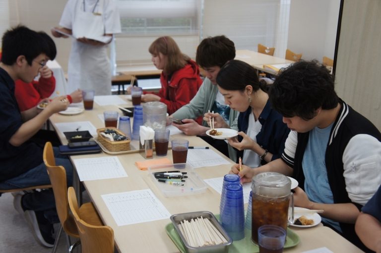 Happy学食プロジェクト (1)_525.jpg