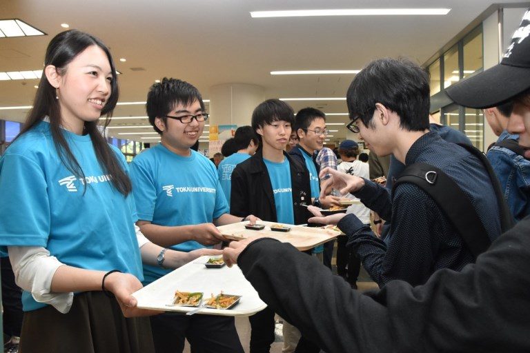 高輪学食試食会 (3)_525.jpg
