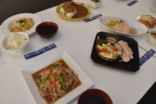 代々木学食試食会 (3)525.JPG