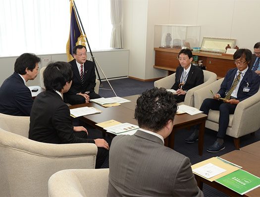 3.11・平塚市長訪問03.jpg
