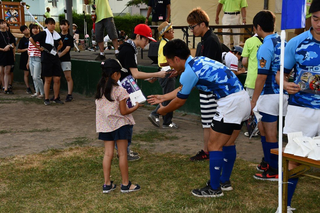 もいわ夏祭り_ラグビー＆パン (2).jpg