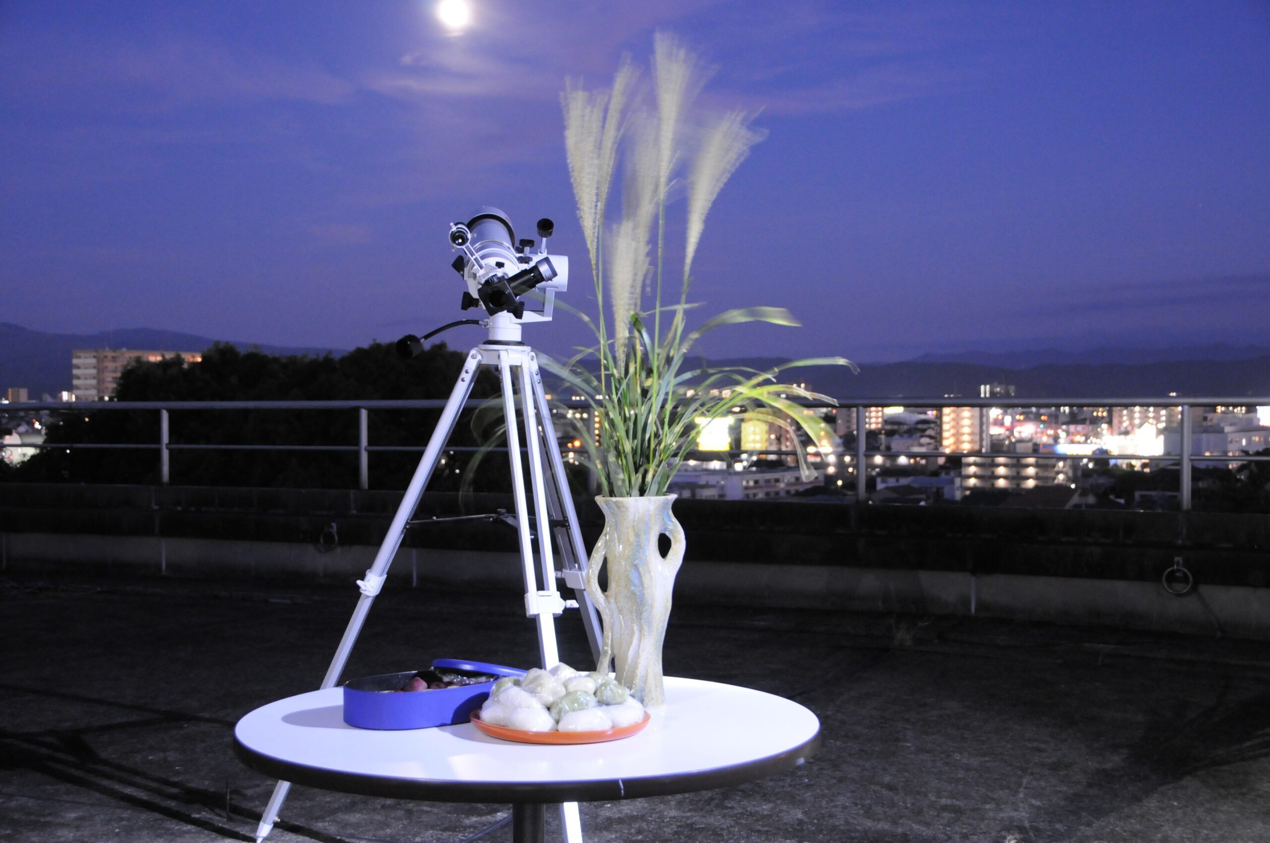 moon2.JPG