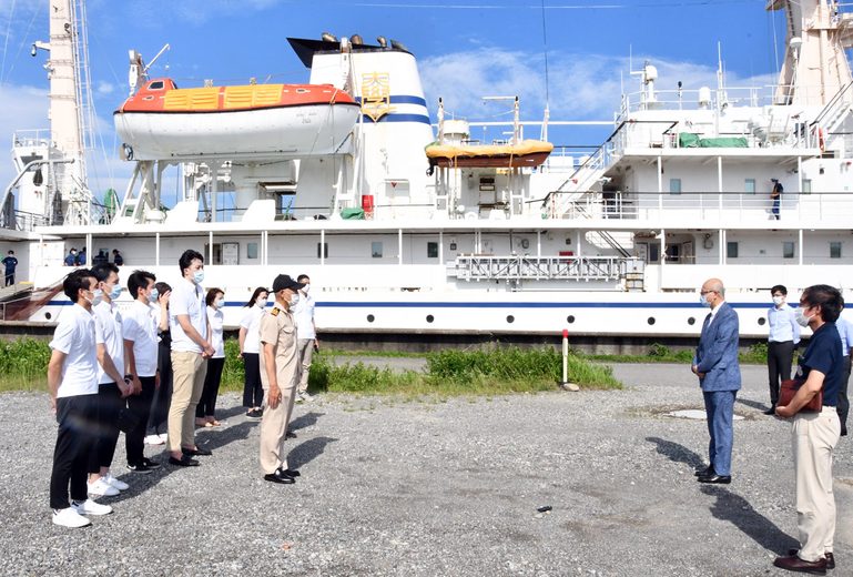 小笠原村(父島)ワクチン接種の医療チーム派遣に研修医が参加