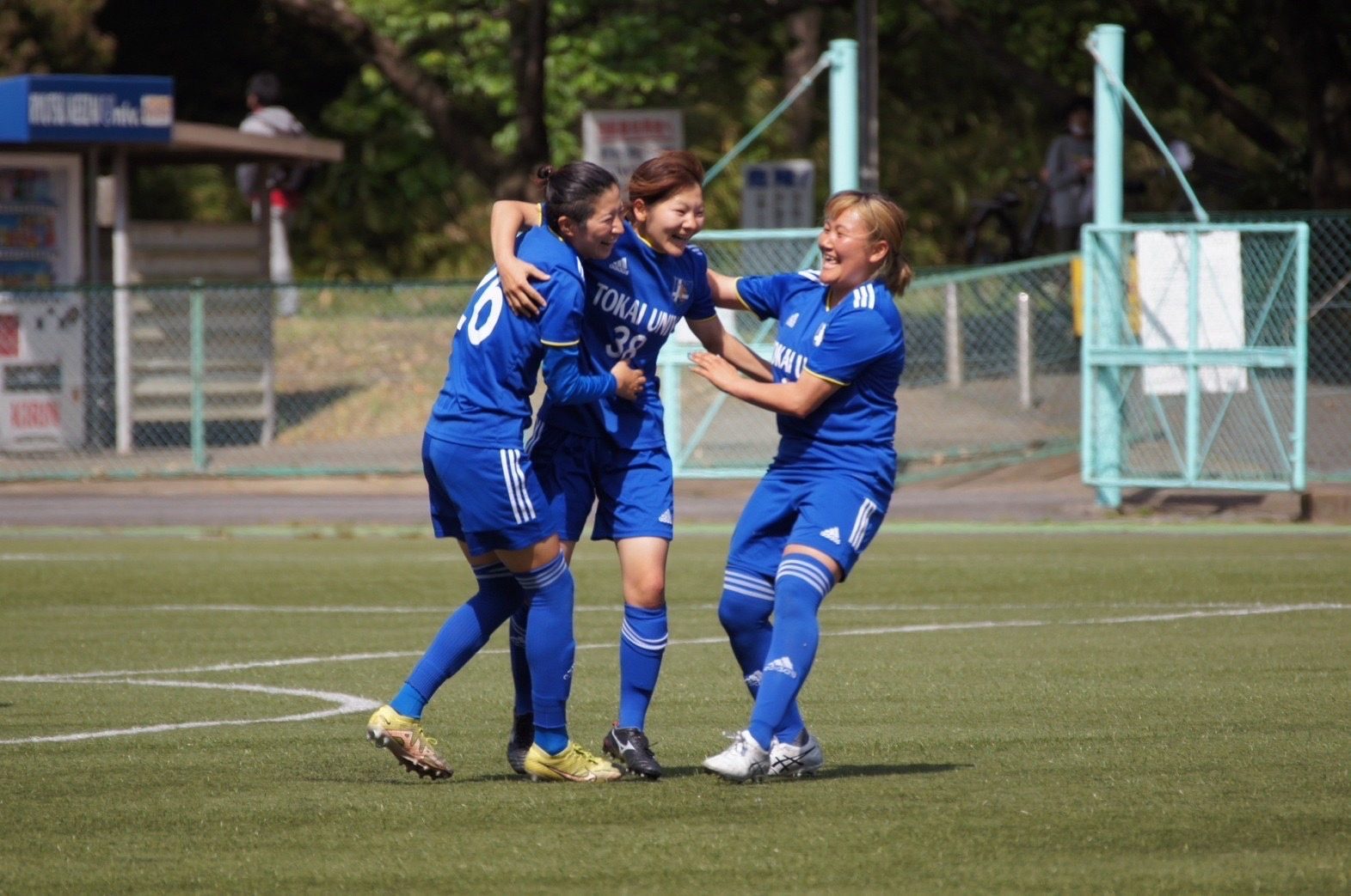 東海大学 体育会サッカー部 ベンチウォーマー 東海大学 体育会サッカー部 ベンチウォーマー