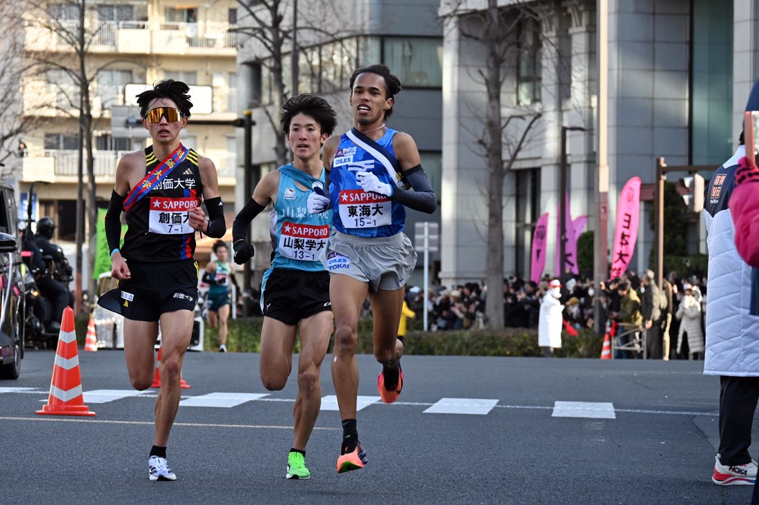 陸上競技部駅伝チームが箱根駅伝往路で総合10位となりました