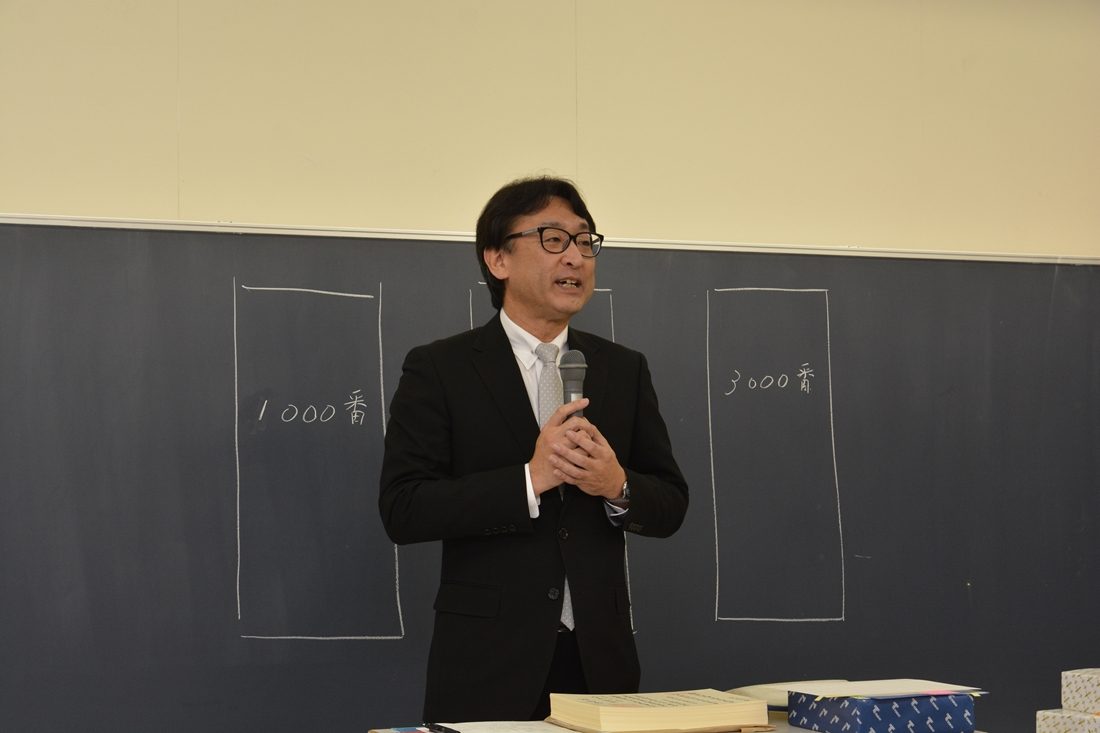 政経hp報「学位授与式」 (4).jpg