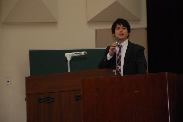 ３年生就活講座1_525.jpg