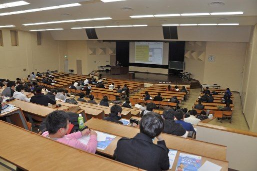 政治経済・就職活動セミナー１_341.jpg