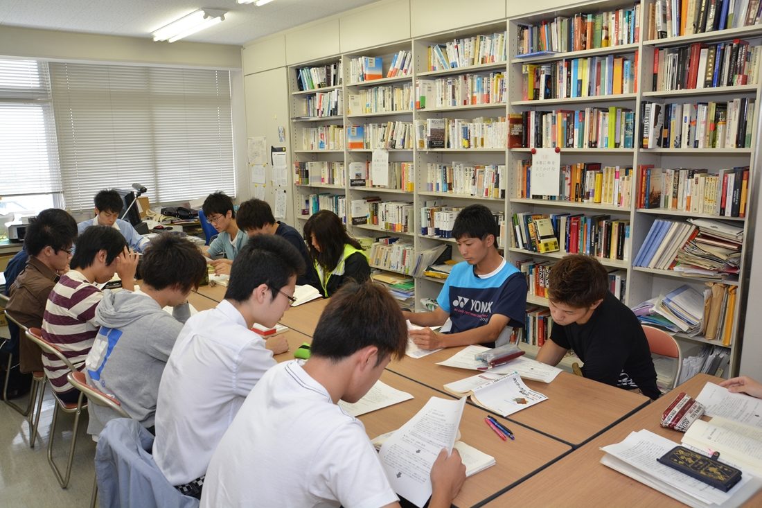 政経hp報「政治学入門」02.jpg
