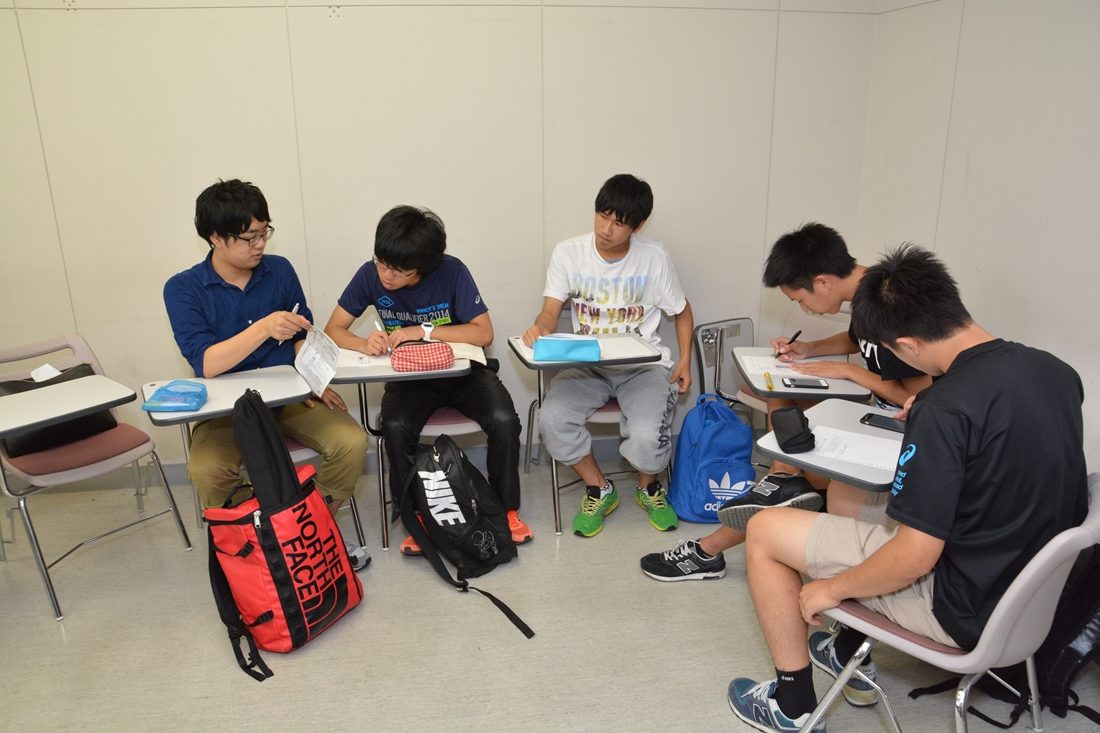 政経hp報「現代経済入門」01.jpg