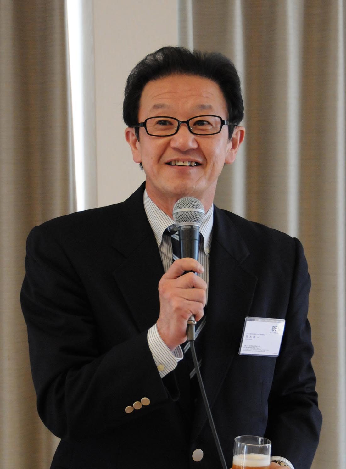 政経ｈｐ報告「卒業生交流会」 (2).JPG