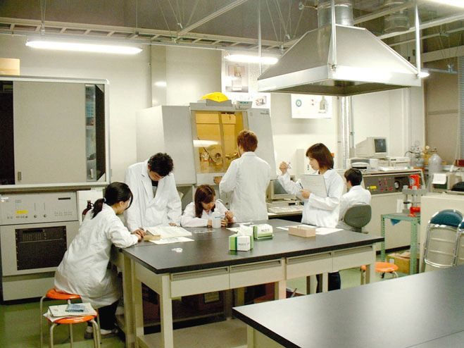 応用化学科の特色