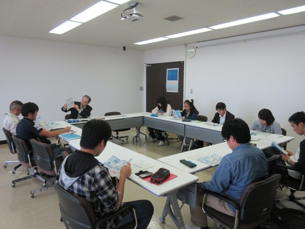 工hp報「秦野バスストップ」 (2).jpg