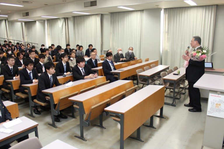 電気電子特別講演 (1)_525.jpg