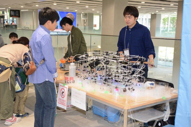 電気電子建学祭3_525.jpg