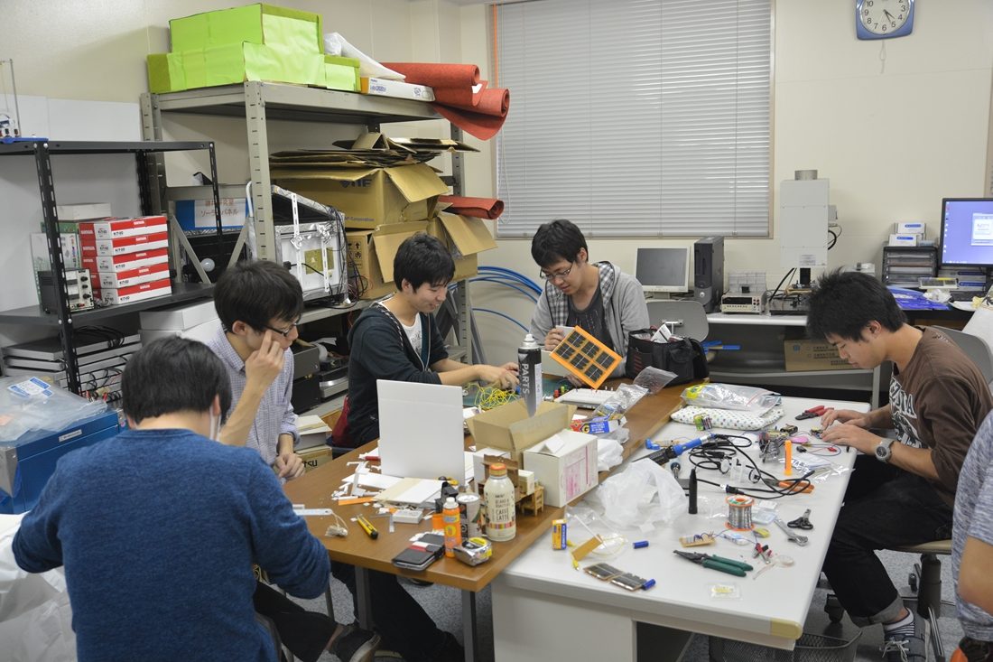 工hp告「建学祭・電気電子企画」06.jpg
