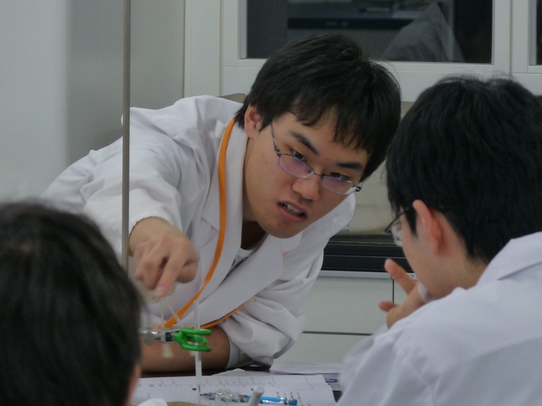 工hp報「楽しい化学教室」 (1).jpg