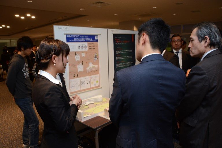 ものづくり学生サミット_発表会 (1)_525.jpg