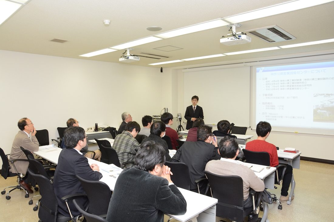 工hp報「工学部研究会」 (4).jpg