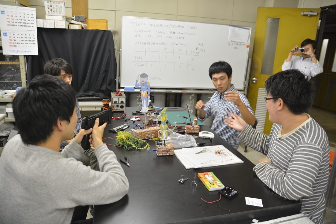 工hp告「建学祭・電気電子企画」01.jpg