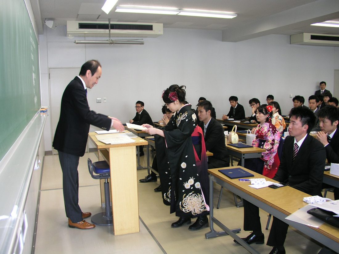 工hp報「電気学会」04.JPG