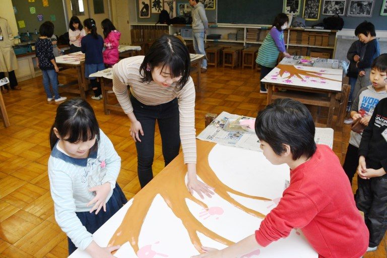 秦野バス停アートづくり (3)_525.jpg